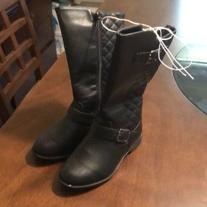 New girls boots size 13!